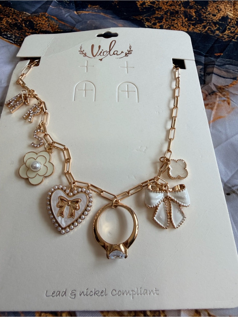 Viola MRS. Necklace NWT